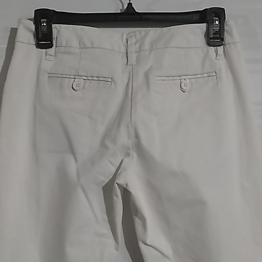 New York & Co Capri Size 2 - Picture 5 of 6